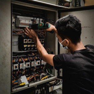 LWS: Basic Electrical Fundamentals (ENG)
